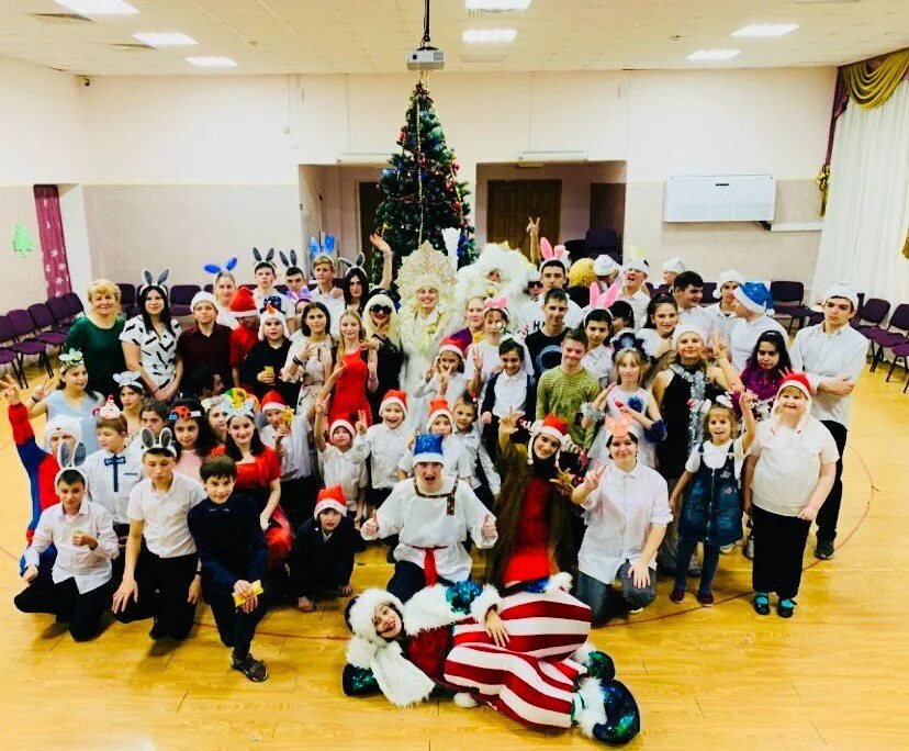 Школа интернат 15 краснодар. Детский дом. Специальная коррекционная школа-интернат краснодар. Школа краснодар края у. Мачуги интернат.