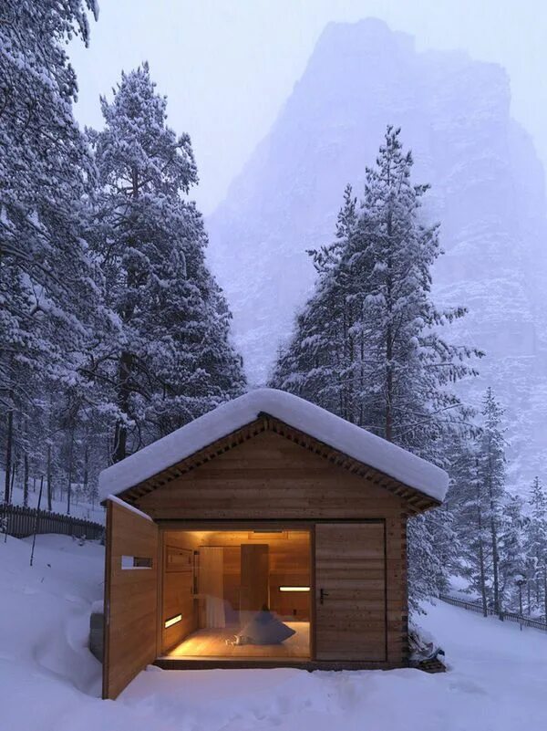 Le Ti Chalet Luxury ski chalet, Luxury retreats, Hot tub outdoor