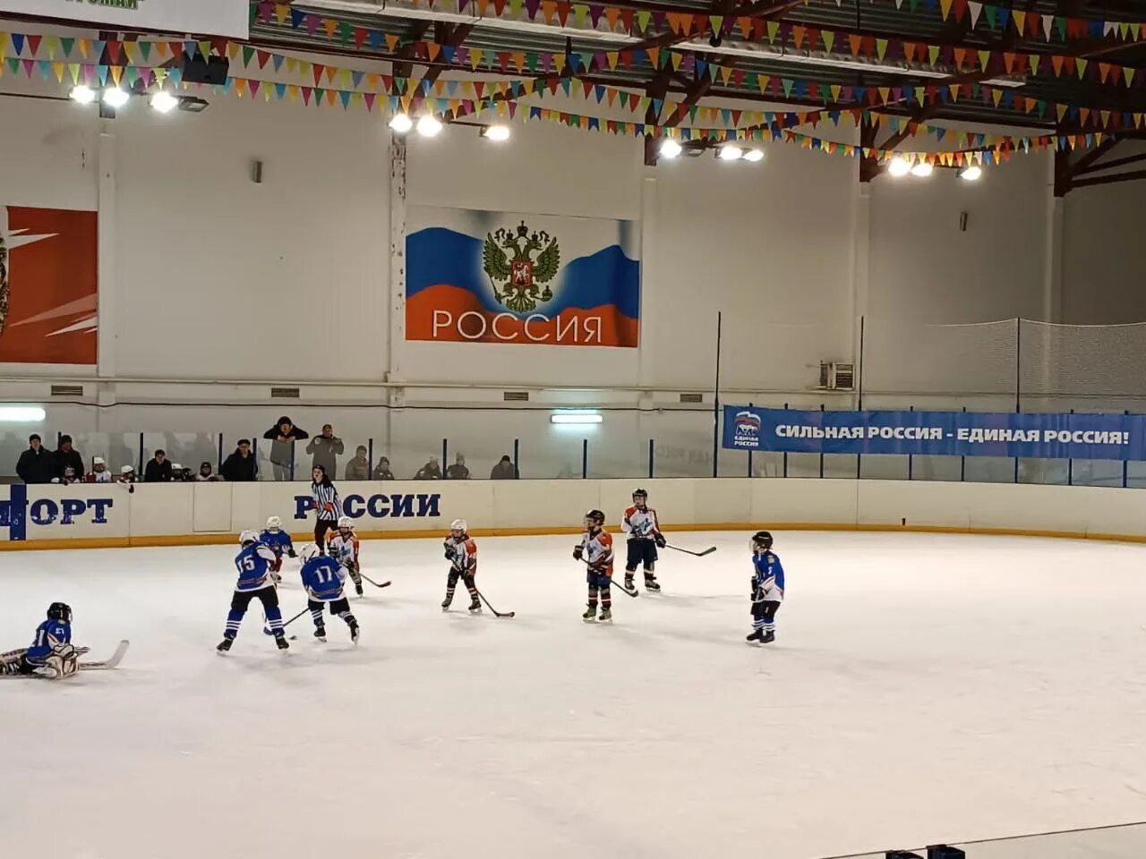 Турнир по хоккею в колпино с 4 по 6 ноября 2022. Золотая шайба 2021 нижегородской области. Кристальный лед турнир электросталь. Турнир по хоккею айсберг в новосибирске 2014. Турнир по хоккею 2015 год.