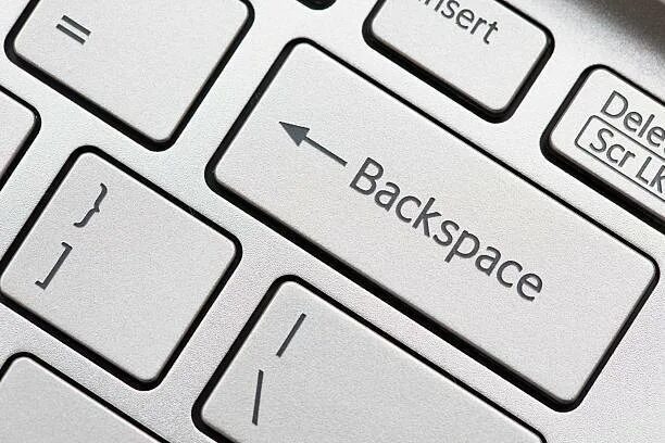 Где находится кнопка backspace. Ctrl+backspace на клавиатуре. альт бекспейс. фото кнопки бэкспейс. кнопка бэкспейс на клавиатуре смартфона.