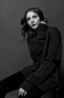 Willa holland