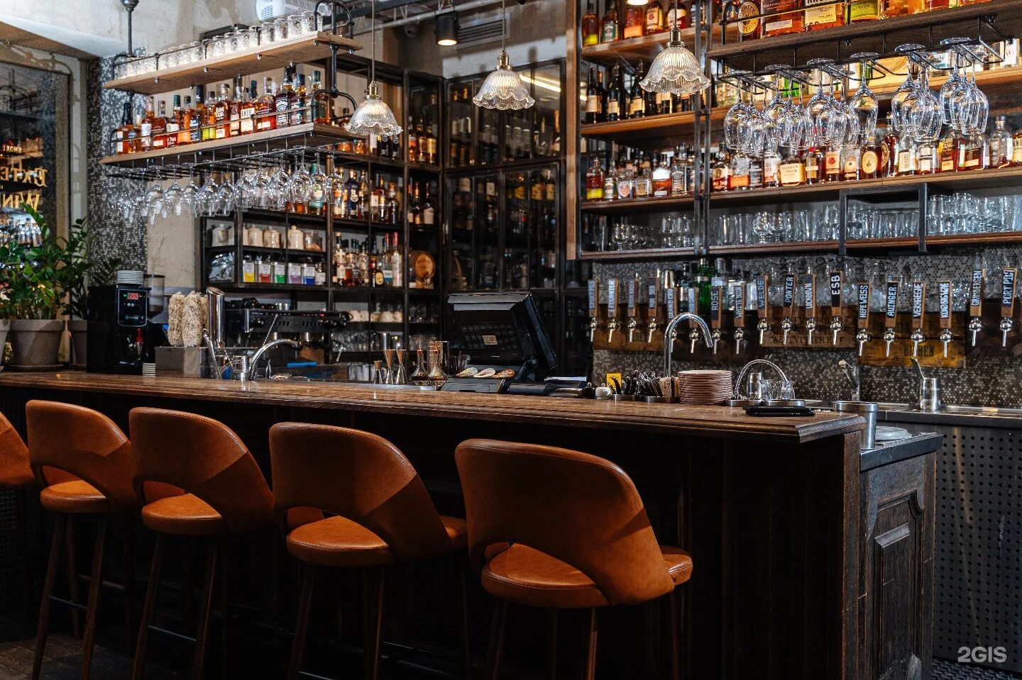 юнга сифуд бар на рубинштейна. фартук, санкт-петербург, улица рубинштейна, 15-17. улица рубинштейна. улица рубинштейна кафе. улица рубинштейна кафе рубинштейн.