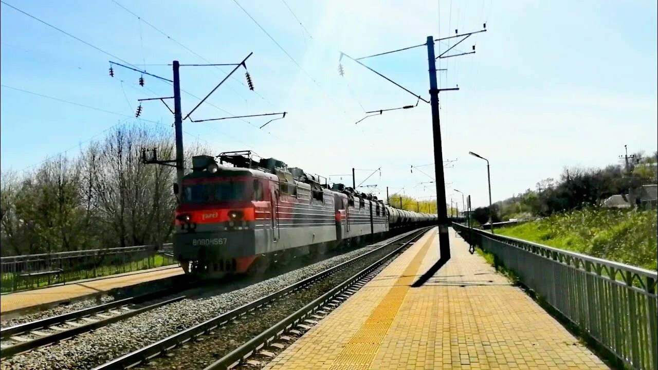 Умет камышинский. Приволжская железная дорога поезда. Поезд петровал. Поезд петровал. Вл80т 1364.