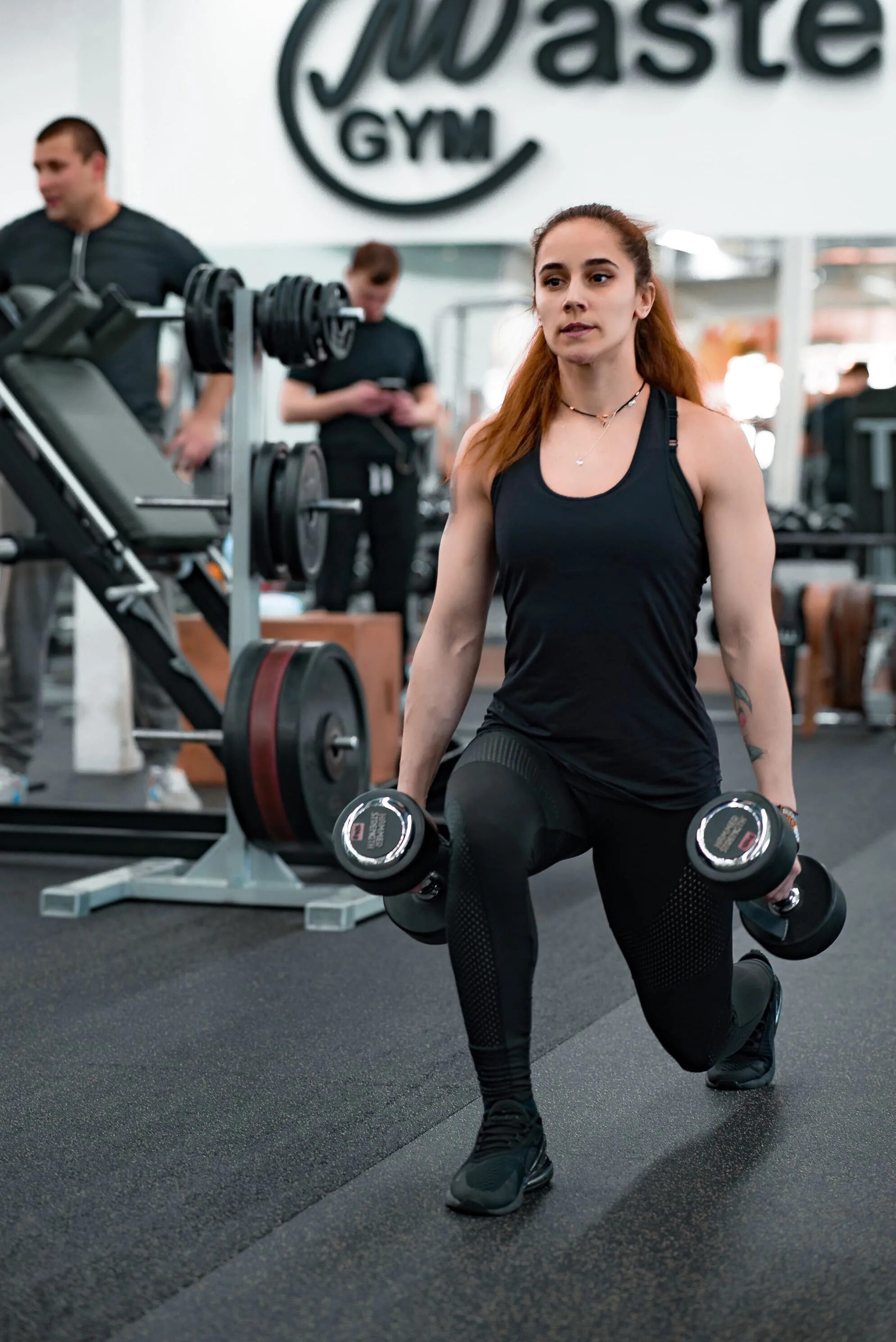 Спортзал ялта. Мастерс Джим Ялта. Фитнес зал Киров. Master Gym Ялта. Спортзал мастер Джим Ялта.