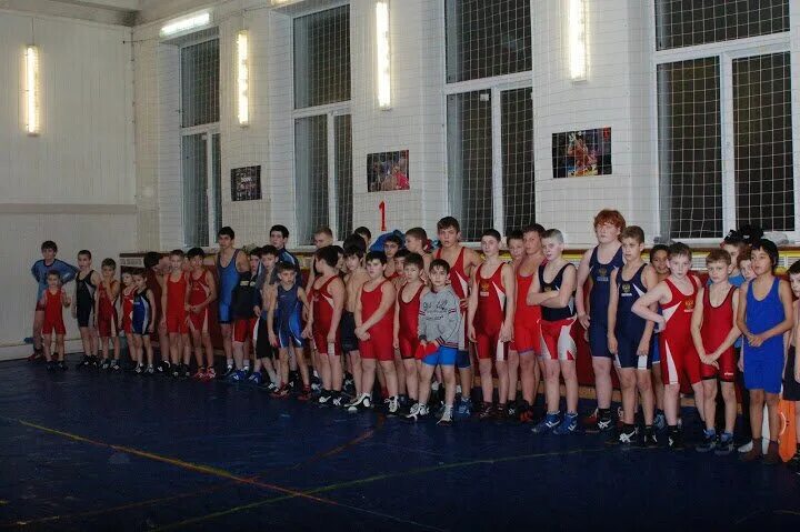 труд варшавское шоссе бассейн 25. детско-юношеская спортивная школа № 1. 1. мау «спортивная школа №1». г.