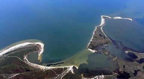 Крупные острова азовского моря