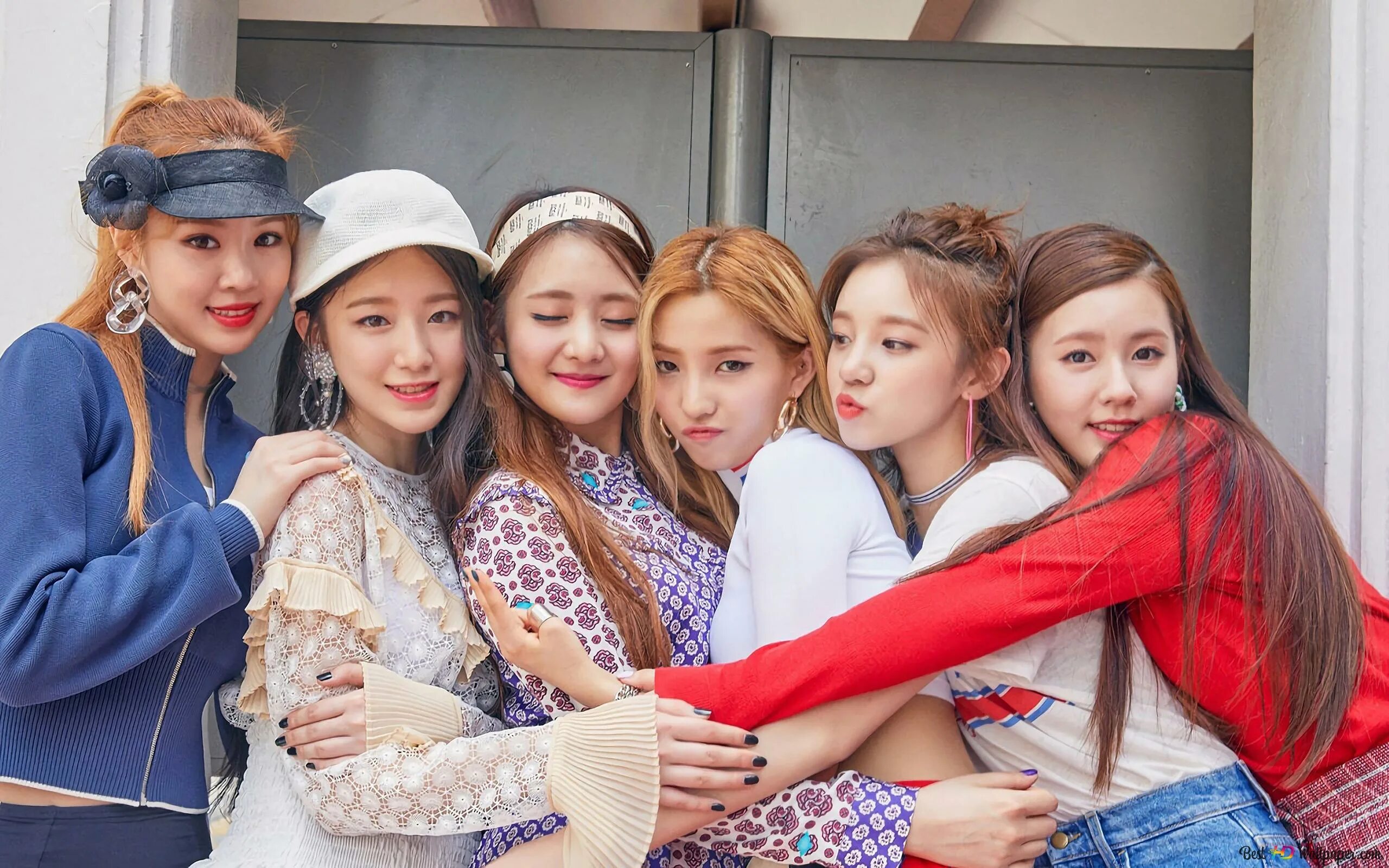 Джи айдл дэнс практика. Группа g idle. k pop группа g idle. группа айдл участницы. джи айдл участницы.
