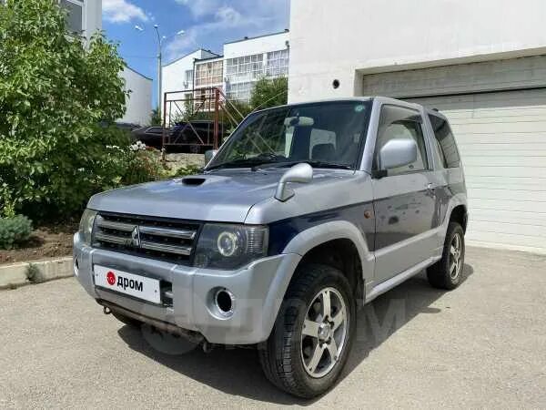 Купить мицубиси в иркутске. Mitsubishi Pajero Mini 2009. Pajero Mini 2009 белый. Митсубиши Паджеро мини 2009. Паджеро мини 2009 год.