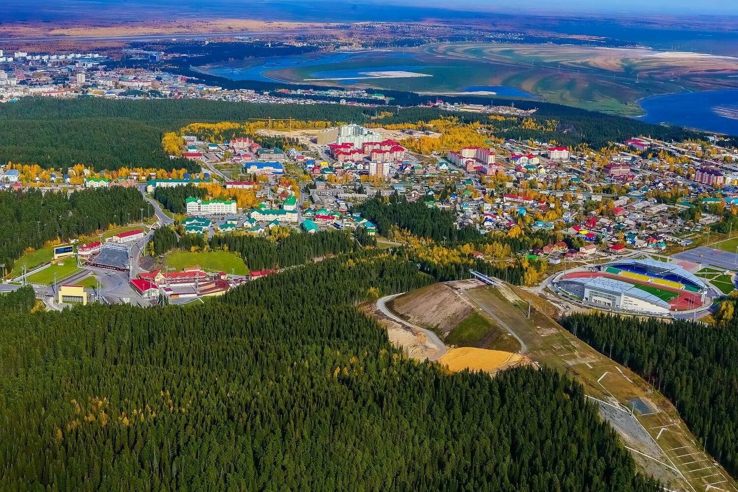 Салым нижневартовск. Город Югра Ханты-Мансийск. Центр Ханты-Мансийск автономного округа. Ханты и манси. Ханты-Мансийск панорама.