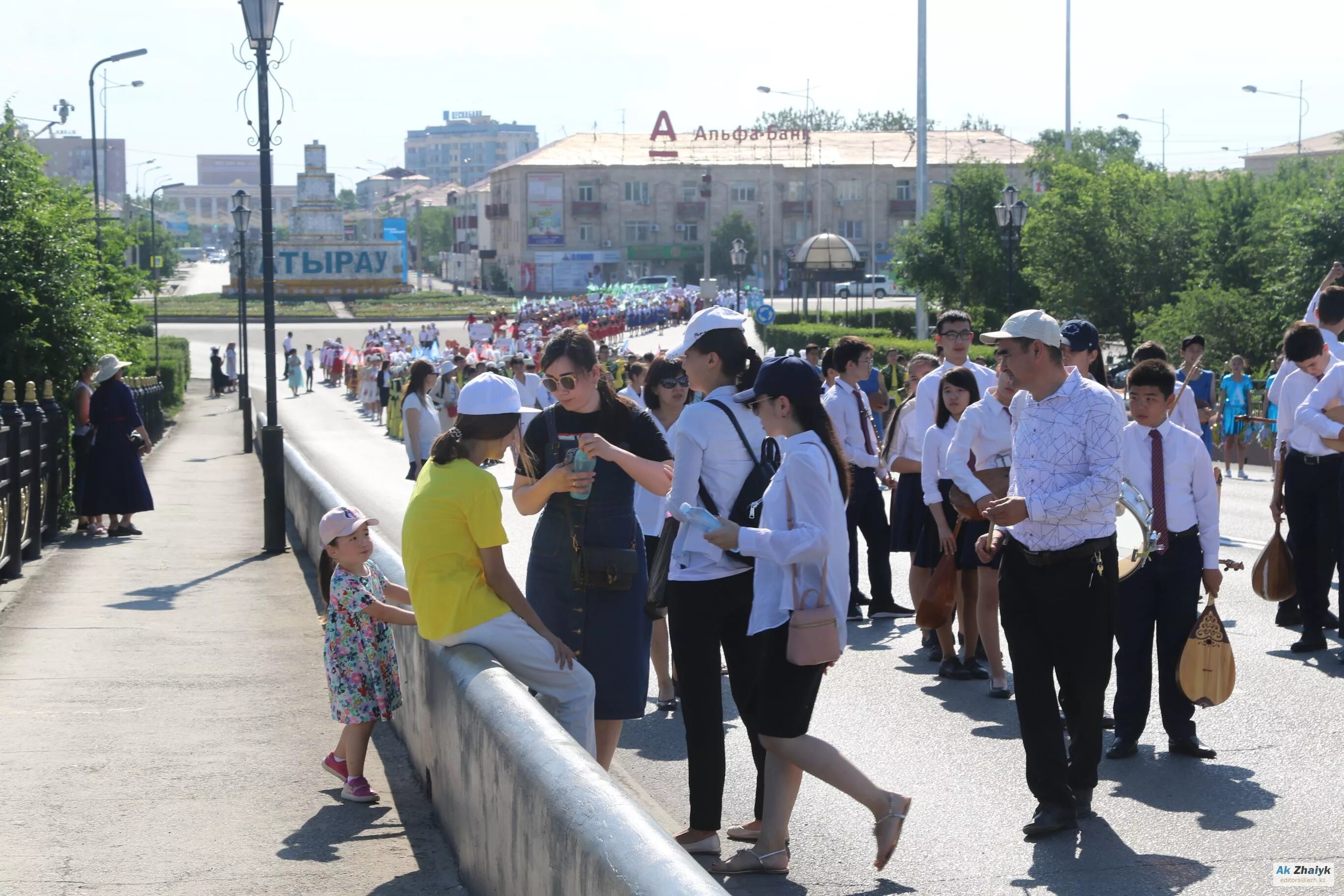 Погода в атырау на день. Город Атырау люди. Атырау сегодня. Атырау новости. Казахстан город Атырау новости.