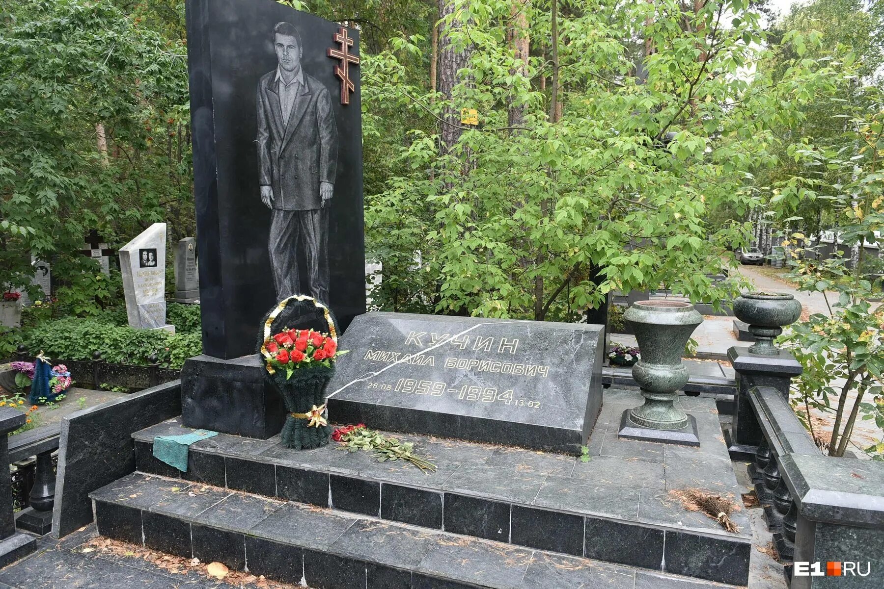 широкореченское кладбище екатеринбург. кладбища екатеринбурга могилы. кладбища екатеринбурга могилы. северное кладбище уралмаш. южное кладбище самара могилы знаменитостей.