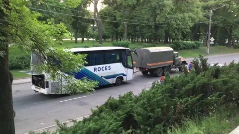 Разрешается буксировать автобус автобусом