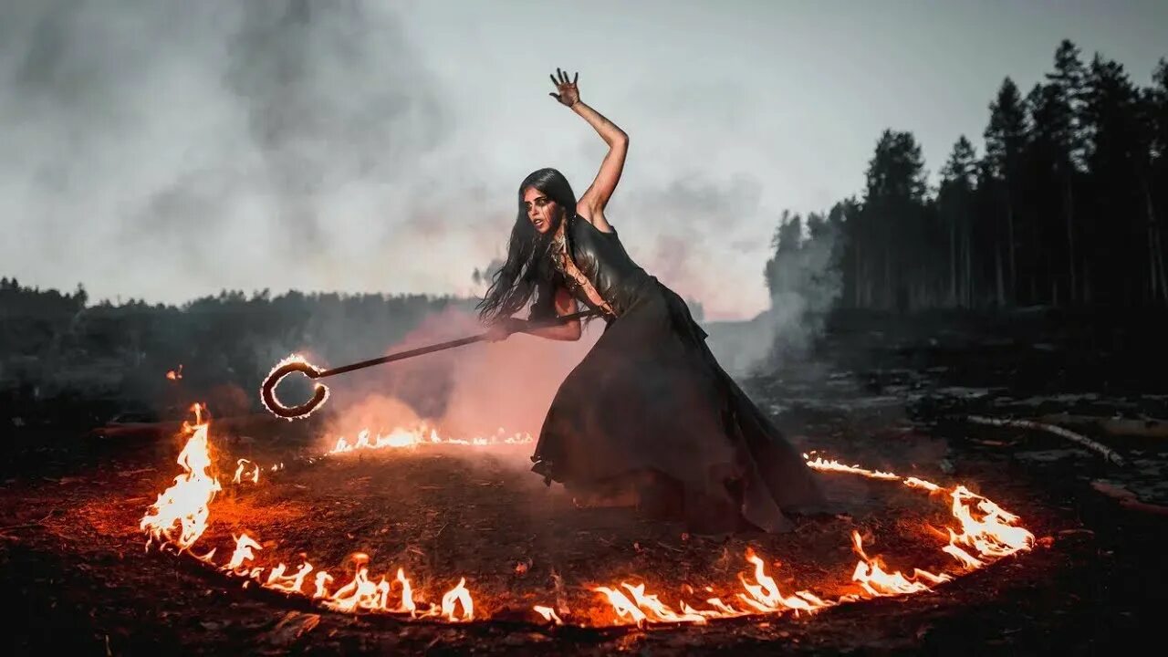 как называется игра где надо сжигать фотографии под бит (97) фото