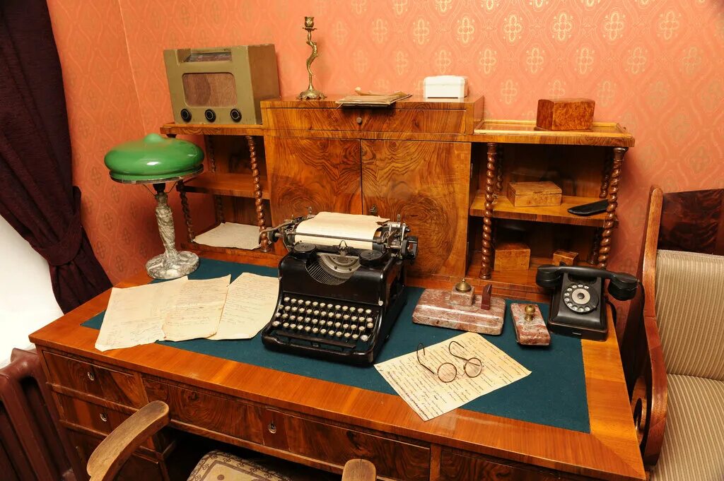 музей-квартира м. м. м. литературный музей 20 век. музей-квартира м.