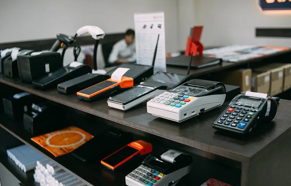 Смарт-терминал sigma 10. Атол 150ф. Easypos lite енвд с fprint 03. Контрольно-кассовая машина. Dt 308 posiflex.