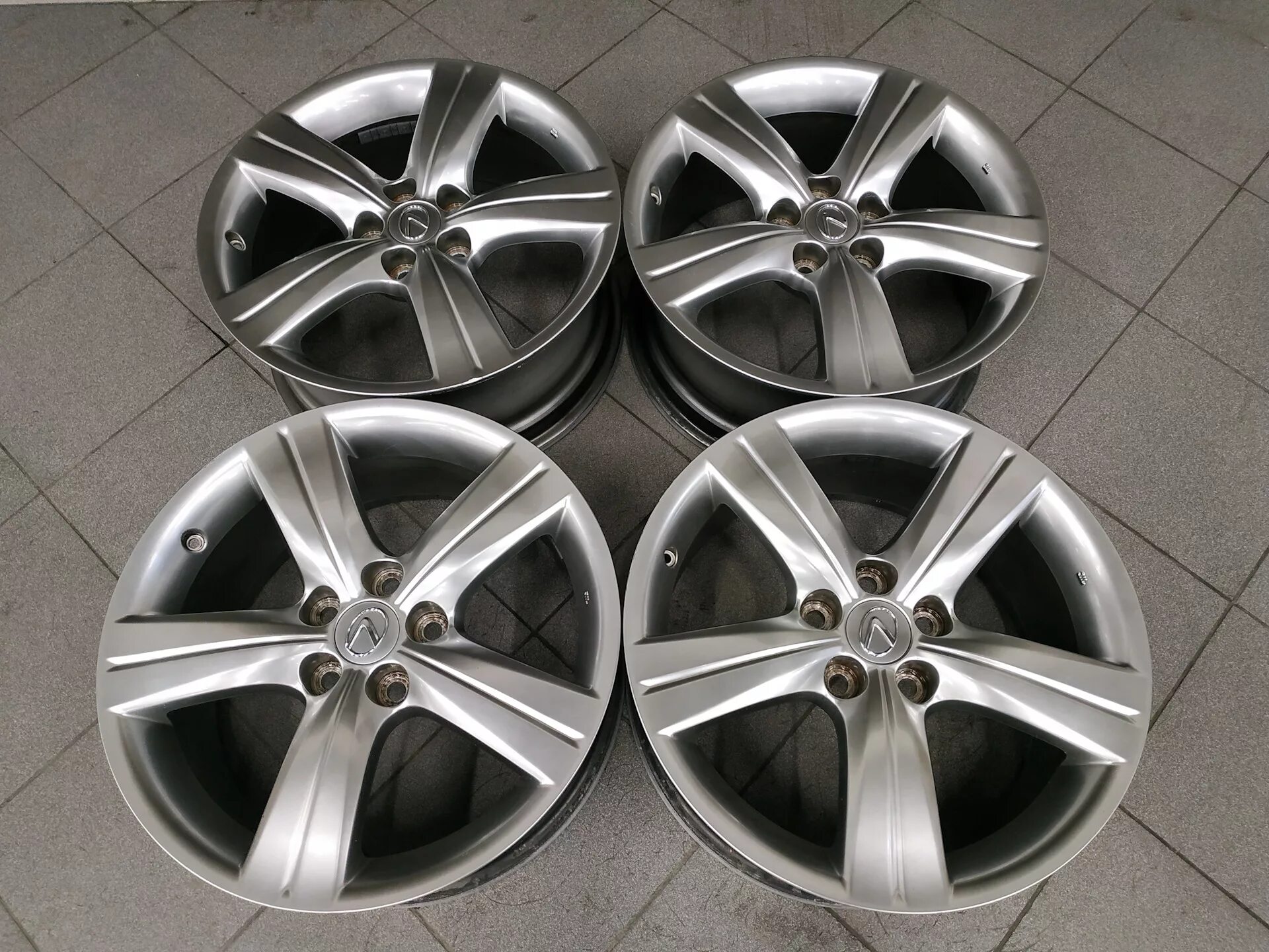 Toyota r18. Диски toyota r18 оригинал. диски тойота лексус r18. диски лексус gs r18. диски toyota gs330.