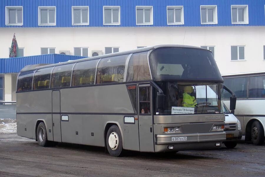 Volvo fotobus. Автобус белгород автовокзал. Зеленый неоплан 777. Автобус белгород автовокзал. Автовокзал белгород.