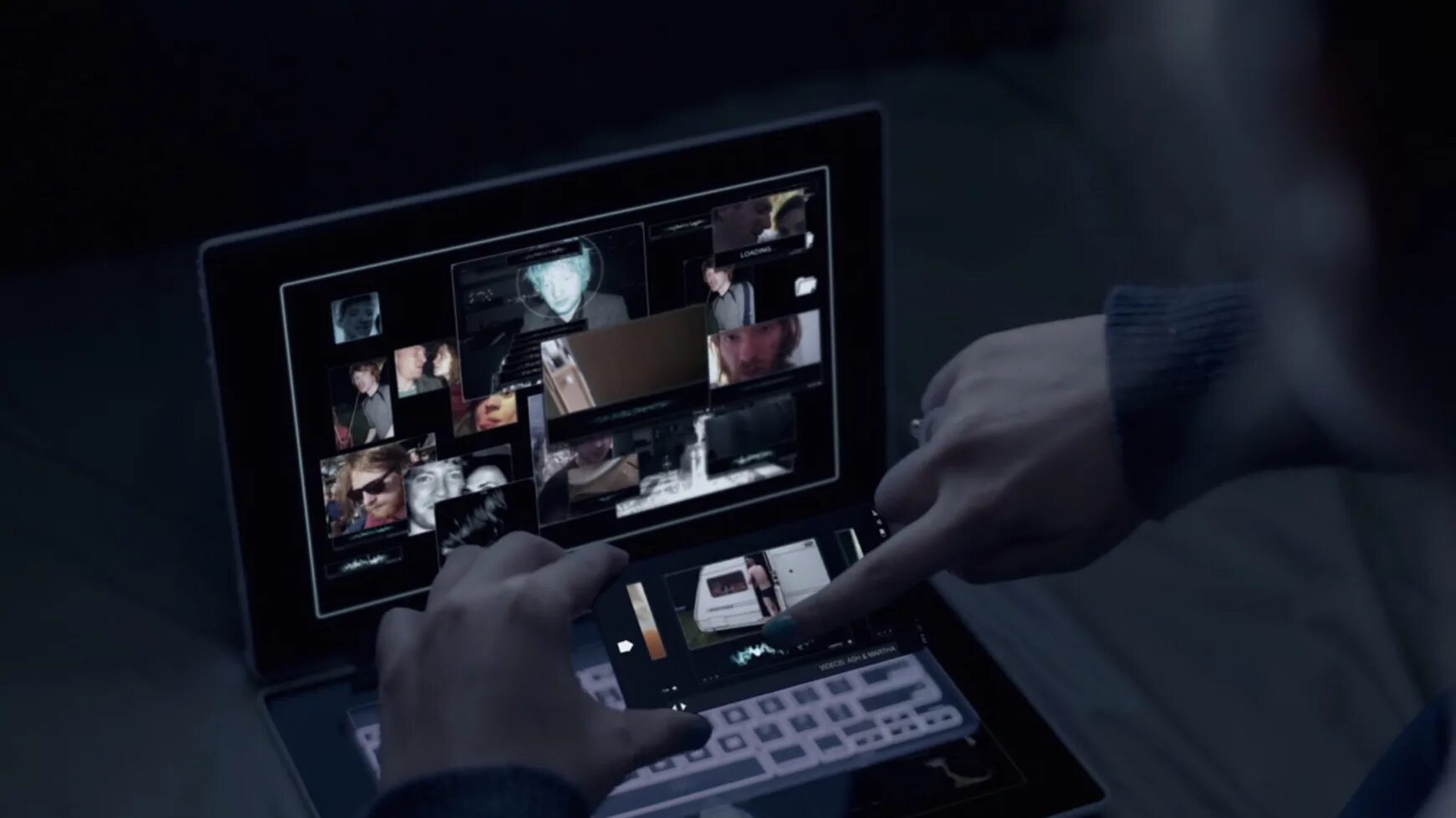 Computer mirror. Black mirror сериал 2025. be right back черное зеркало. черное зеркало я скоро вернусь. чёрное зеркало black mirror дженнифер.