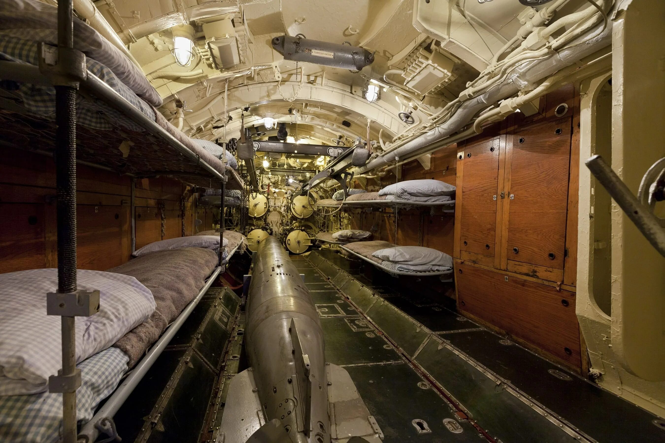 Подводный военный музей. U 505 подводная лодка музей. Подводная лодка u505 внутри. German Submarine u505. U 505 субмарина Кригсмарине.