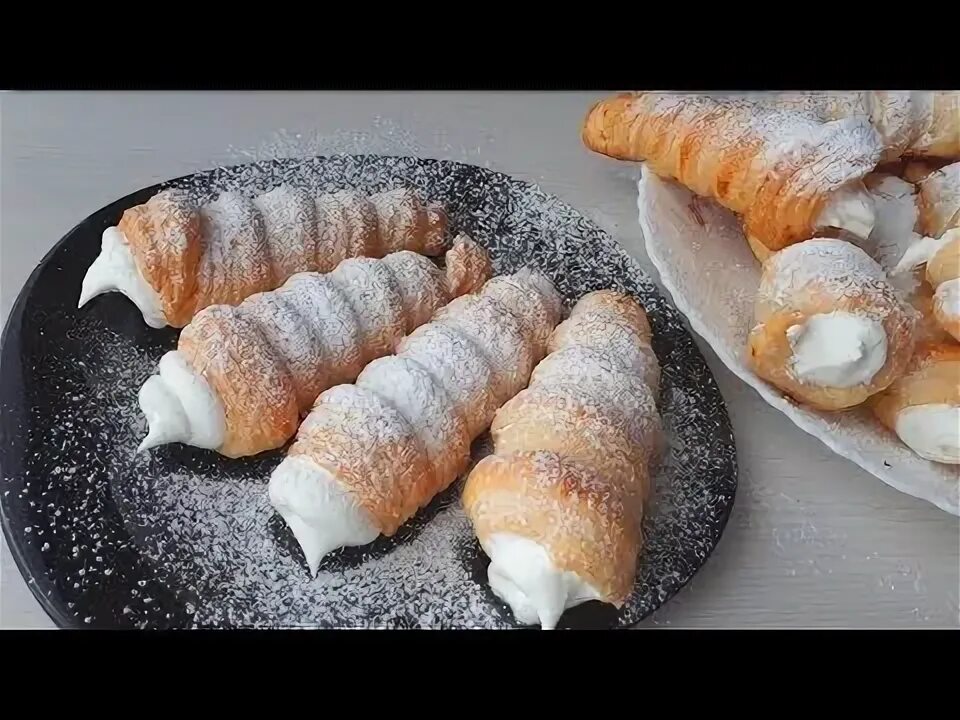 Слоеные трубочки с кремом. Пирожное трубочка рецепт. Заварные трубочки с белковым кремом. Трубочки с кремом. Пирожное трубочка рецепт.