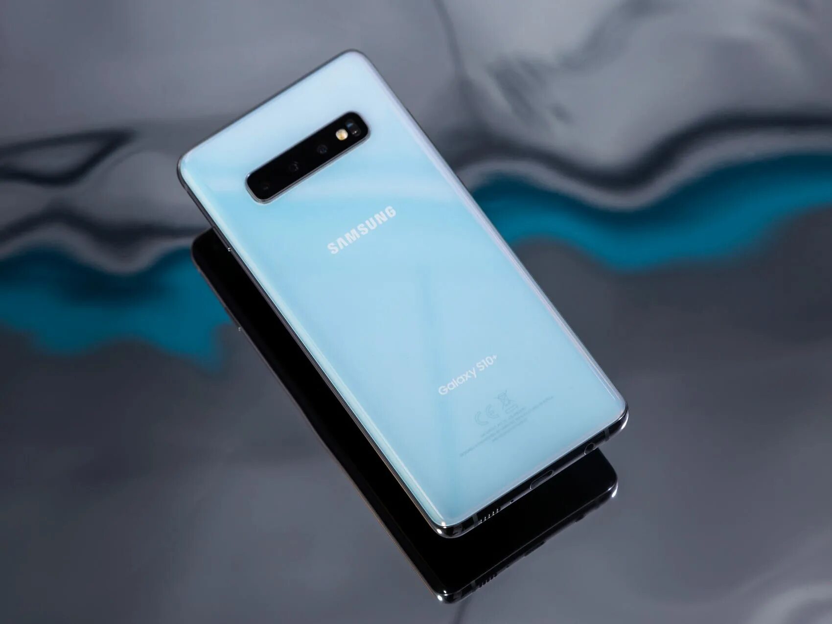 Samsung s10 обзор. Samsung Galaxy s10 перламутр. Samsung Galaxy s10 Plus перламутр. Samsung s10 белый перламутр. Samsung Galaxy s10 белый перламутр.