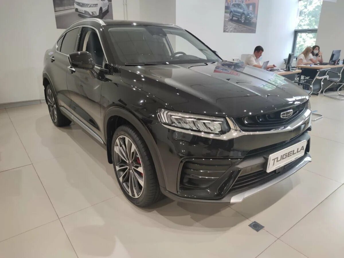 Автомир байкальская geely. Geely emgrand 2022. Джили прифейс 2023 технические характеристики. Тугелла 2022. Geely coolray 2023 серый металлик.