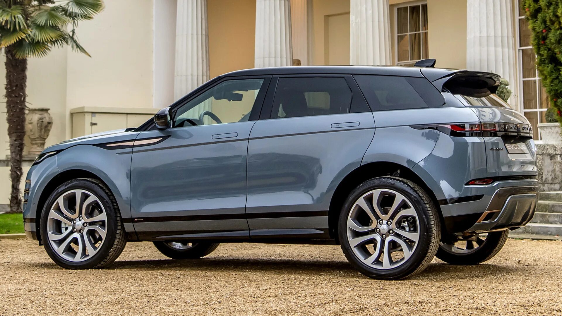 R dynamic. Range rover evoque 2025. range rover evoque r dynamic. range rover evoque dynamic se 2025. рендж ровер ленд ровер ивок 2025.