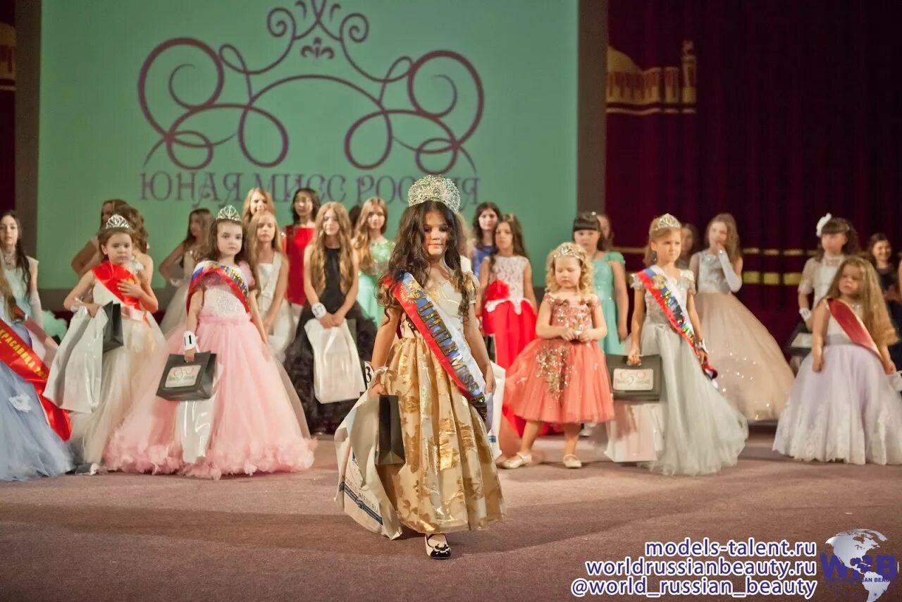 конкурс красоты юная мисс. конкурс красоты юная мисс. мисс ангарск 2018. кристина каницкая. мисс ангарск 2018 участницы.