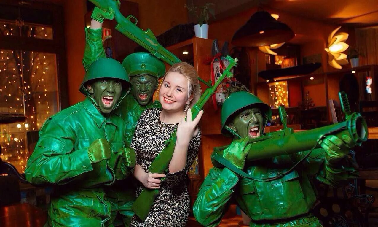 Корпоратив на 23 февраля для коллег. 23 февраля коропоративг=ная. Конкурсы на 23 на работе. Празднование 23 февраля в офисе. 23 февраля корпоратив идеи.