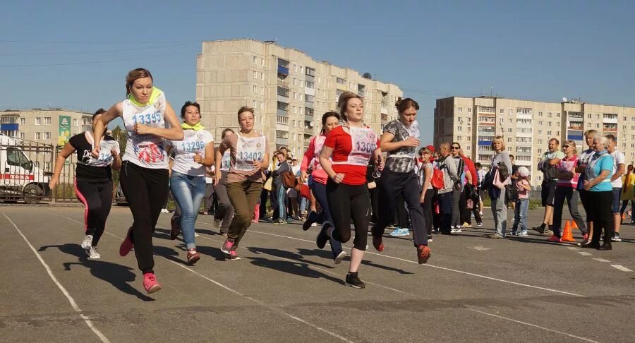 Погода в усть катаве на неделю. Спорткомплекс Усть-Катав. Спорт в Усть-Катаве. Сок Усть Катав. Спортивный комплекс Усть Катав.