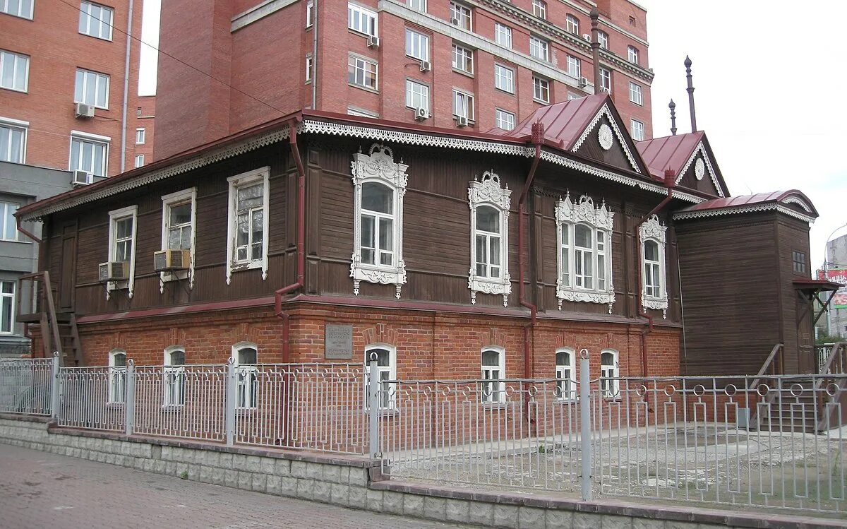 Улица новосибирская красноярск. Новосибирская 5к2. Улица новосибирская красноярск. Новосибирская 3 красноярск. Квартира после ремонта никто не жил.