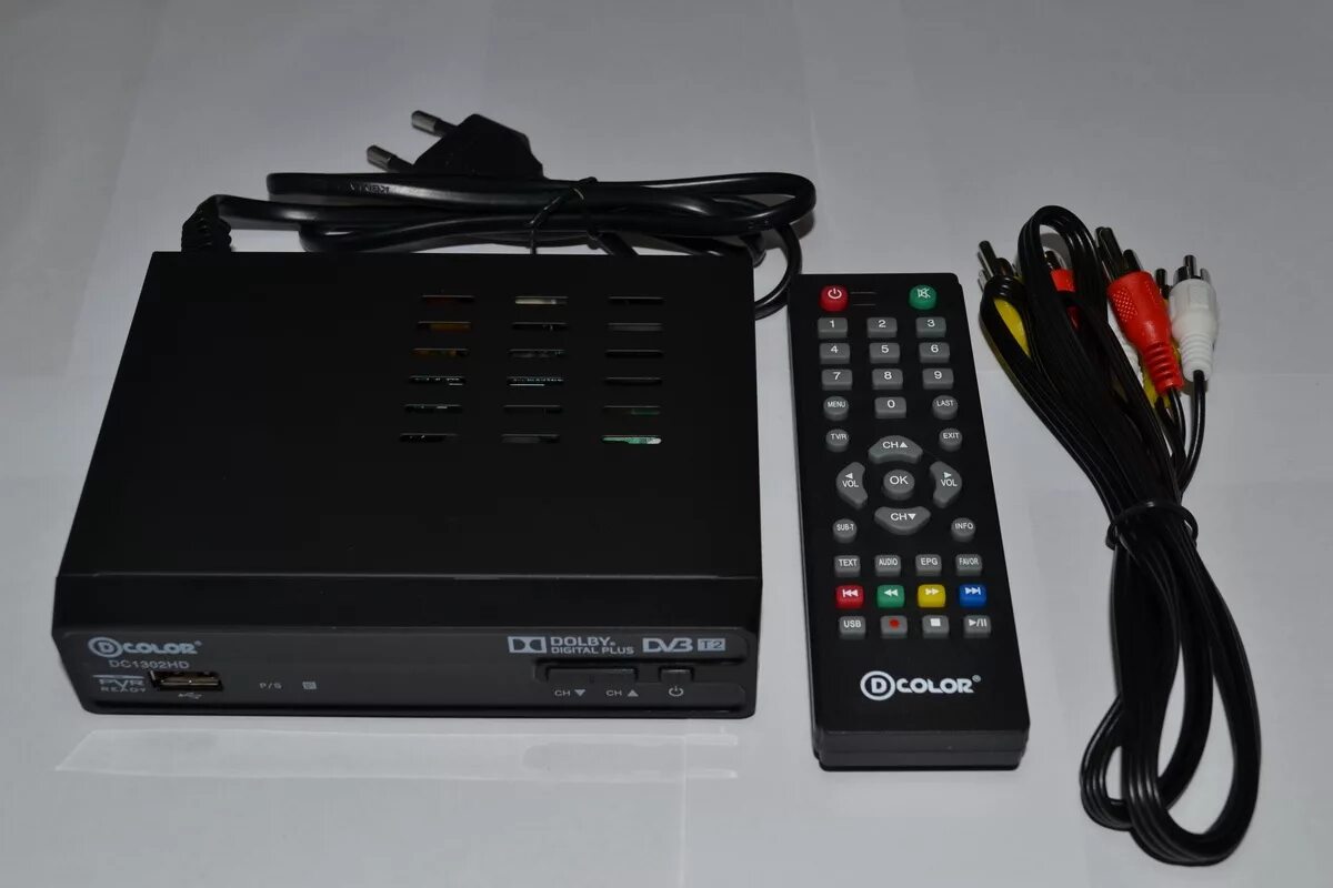 Мультимедийный плеер с dvb t2 приемником. Приставка d color dc1302hd. dvb-t2 ресивер колор. dvb t2 приставка otau. ресивер dvb-t2 d-color dc1302hd_yr.