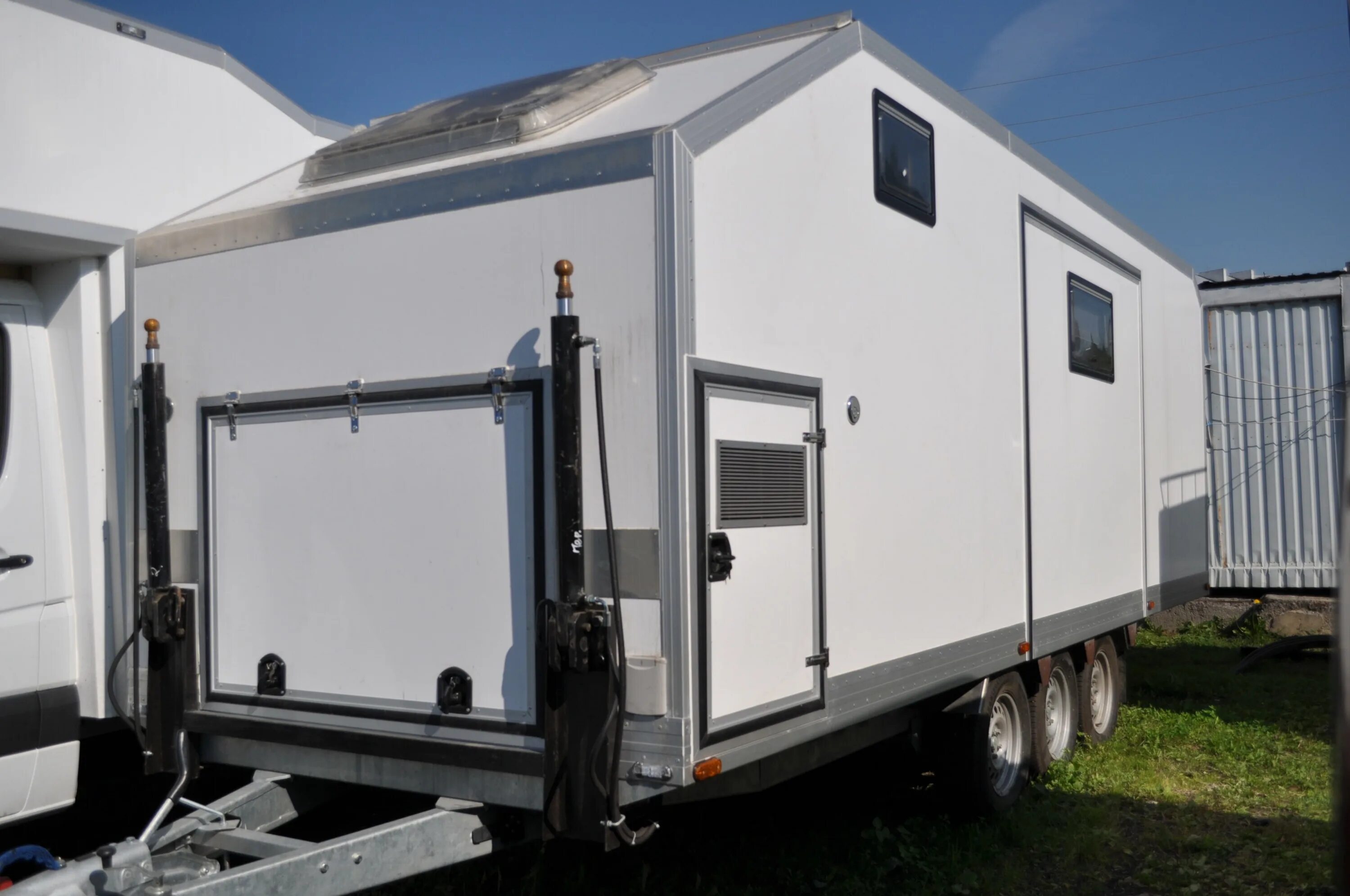 Helix 4200 автодом. Автодом airstream 2020. Автодома российского производства. Кемпер бизон. Helix 4200 автодом.