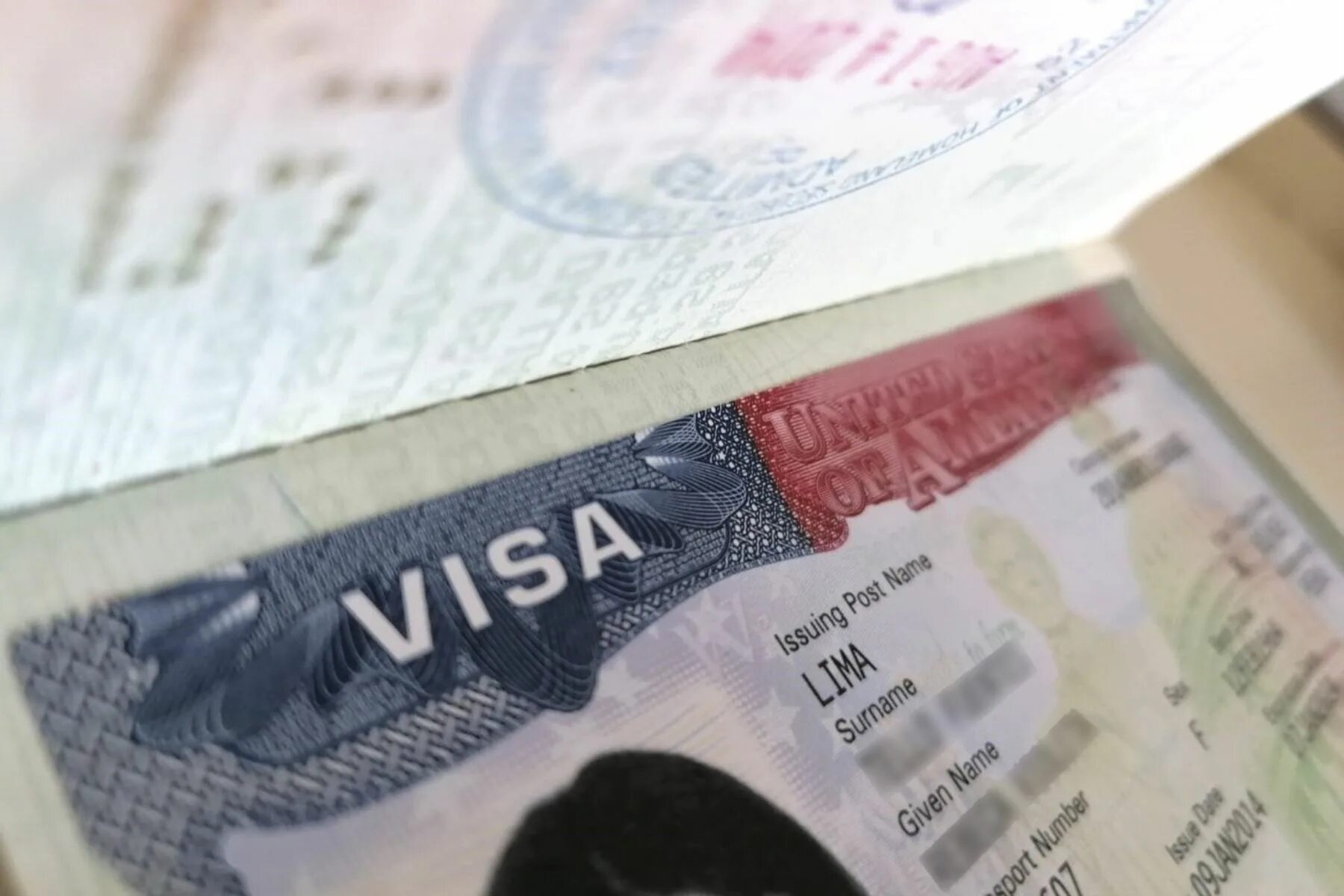 Студенческая виза 2024. Eb1 visa. Виза EB-5 В США. Виза в Перу из России. Visa approved.