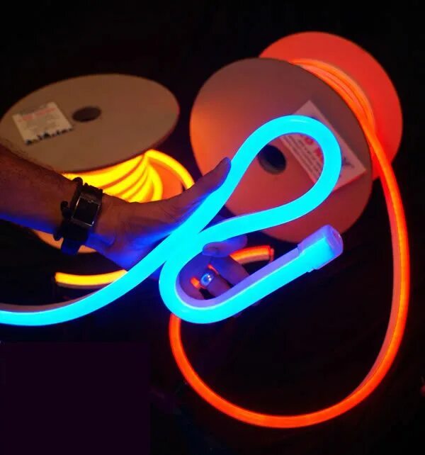 Как соединить неон. Гибкий неон ргб 12 вольт. rgb неон 12 вольт. гибкий неон rgb 12 вольт 16х16. гибкий неон ргб 12 вольт 12х20мм.