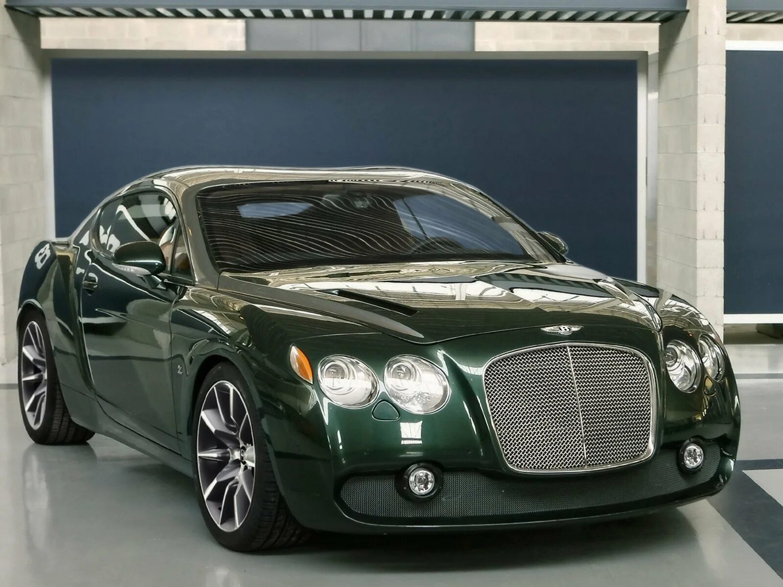 Полное название машины. Bentley Continental Zagato. Bentley Zagato. Бентли Континенталь ГТ 2004. Бентли Континенталь 2008.
