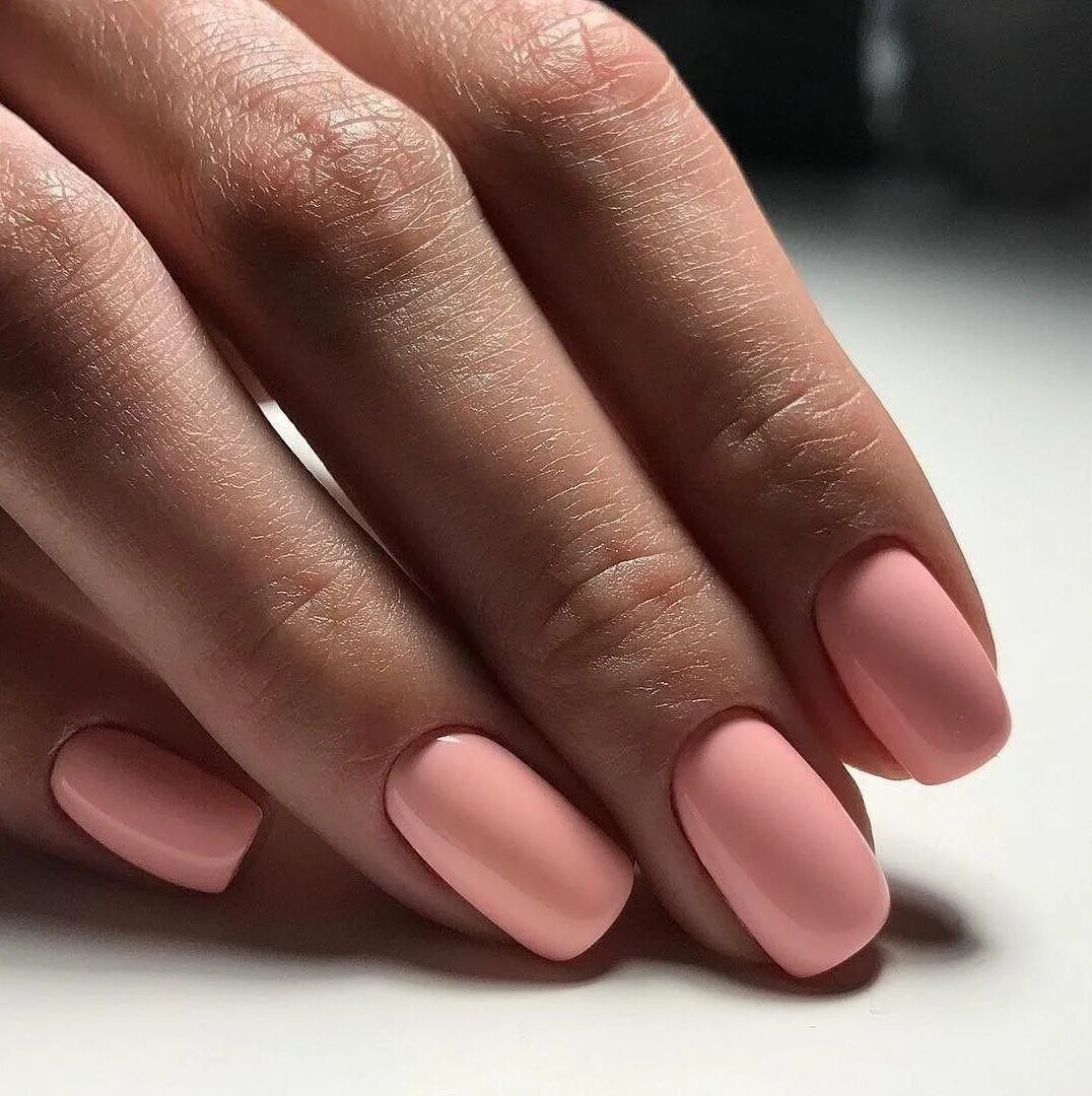 ногти однотонные. красивый однотонный маникюр. нежный маникюр. матовый нюд 2022. маникюр пасхальныхтонов.