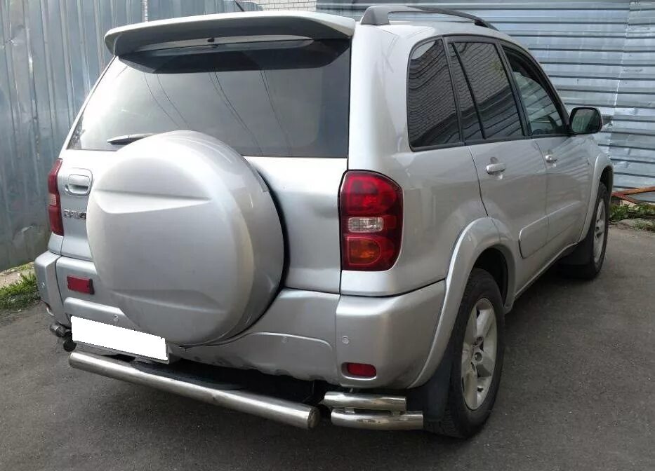 Запчасти тойота рав 4 4 поколения. Toyota rav4 2000-2005 зад. Toyota rav4 II (xa20).