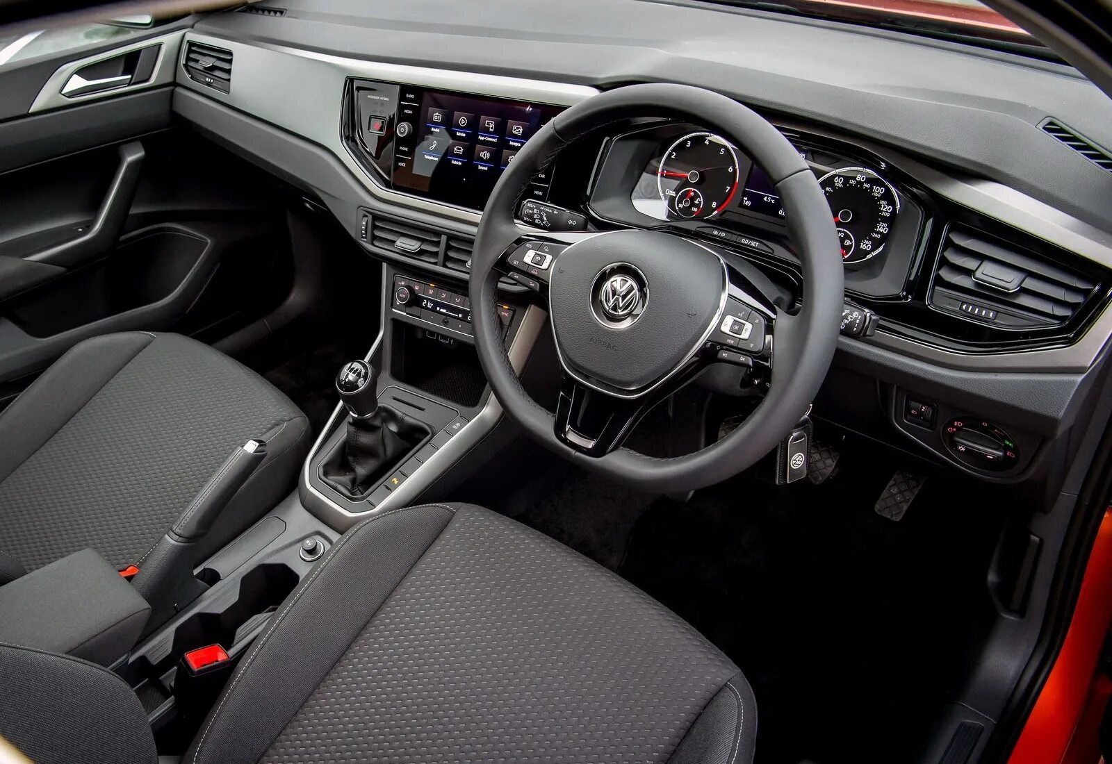 Поло интерьер. VW Polo 2020 Interior. Volkswagen Polo 2021 интерьер. Volkswagen Polo 2020 интерьер. Фольксваген поло 2022 интерьер.