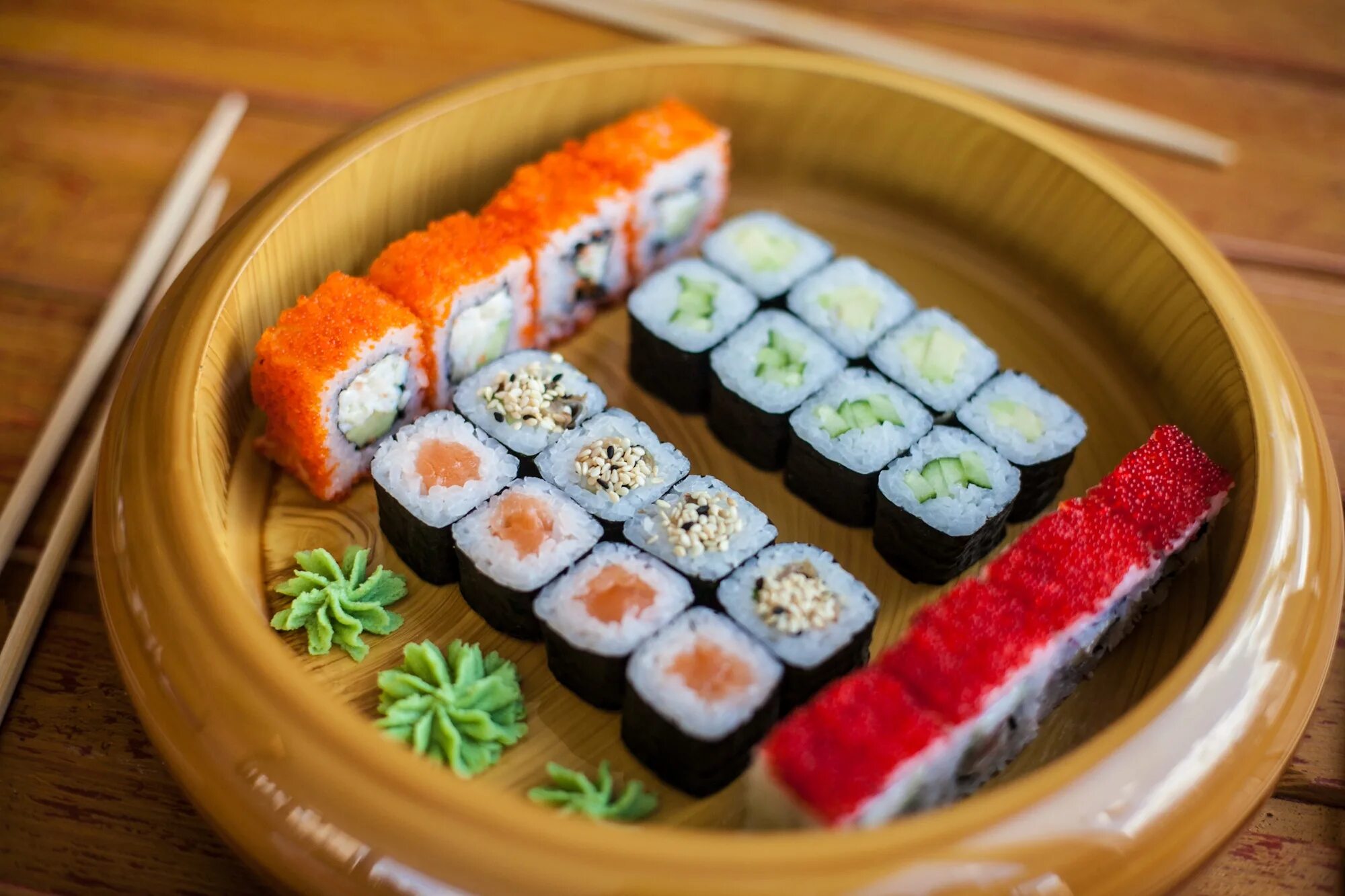 Картинки сушь. Красивые роллы. Роллы ассорти. Красивые и вкусные роллы. Очень вкусные роллы.