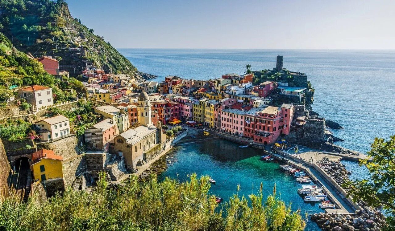 Cinque Terre Италия. Италия.нацпарк Чинкве-Терре. Chinkvetere. Чинкве Терре Вернацца. Italy travel