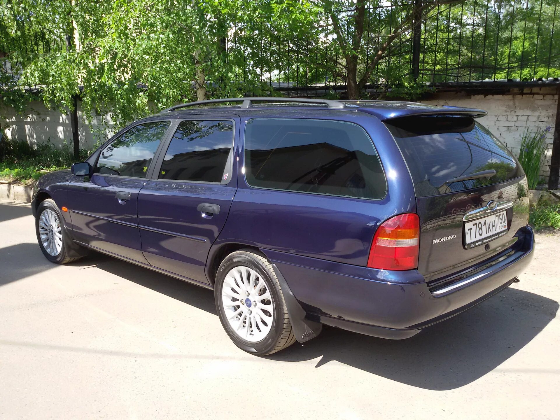 Форд Мондео 2 универсал. Форд Мондео 1997 универсал. Ford Mondeo 1 универсал. Форд Мондео 1999 универсал. Мондео 2 универсал дизель