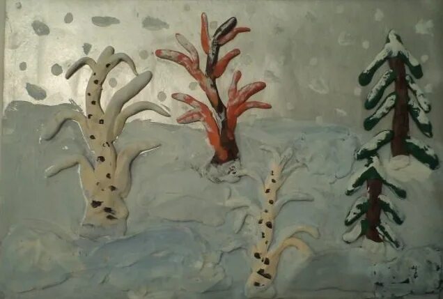 Пластилинография на тему зима. Зимние поделки из пластилина. Лепка зима старшая группа. Лепка на тему зима. Пластилинография зимний пейзаж.