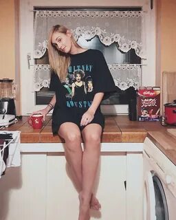 Sjokz feet