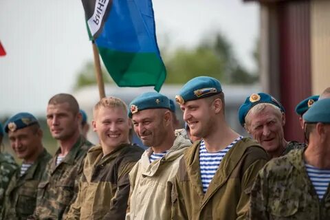Десантура содержание
