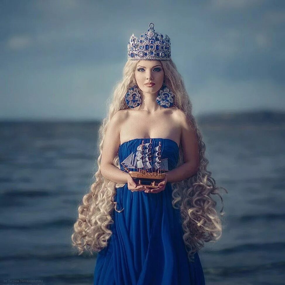 Царица морская Владычица. Образ принцессы. Красавица в короне. Образ русалки для фотосессии. Песня королева морей