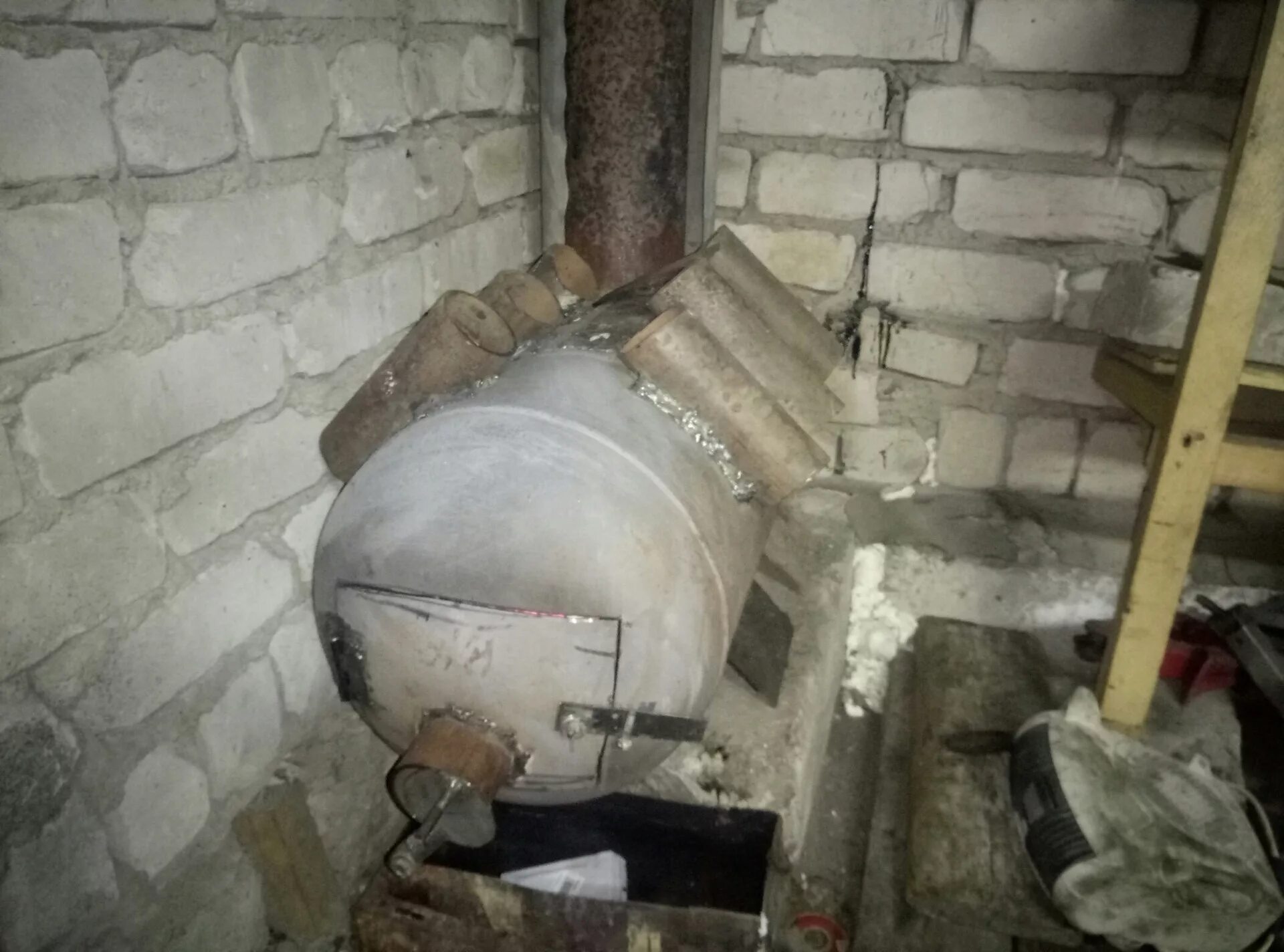 Печка в гараж из трубы