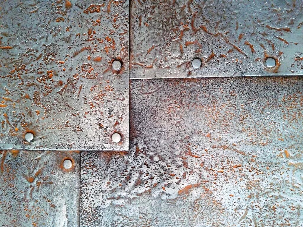 Имитация железа. Краска металл патина ржавчина. Имитация железа. Штукатурка имитация металла. Состаренный лист металла.