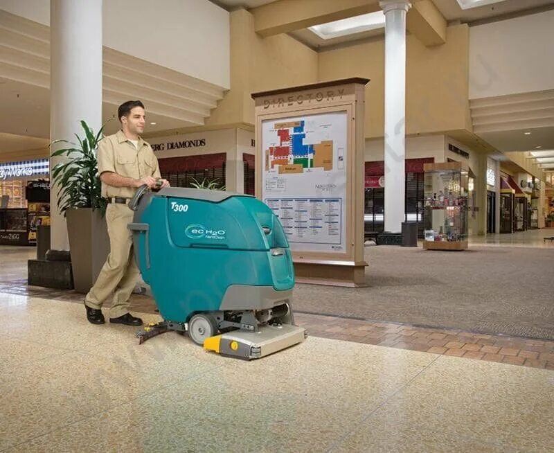 Поломоечная машина taski. Мойщик полов karcher. Nilfisk sc100. Аренда машины для уборки магазина. Поломоечная машина.