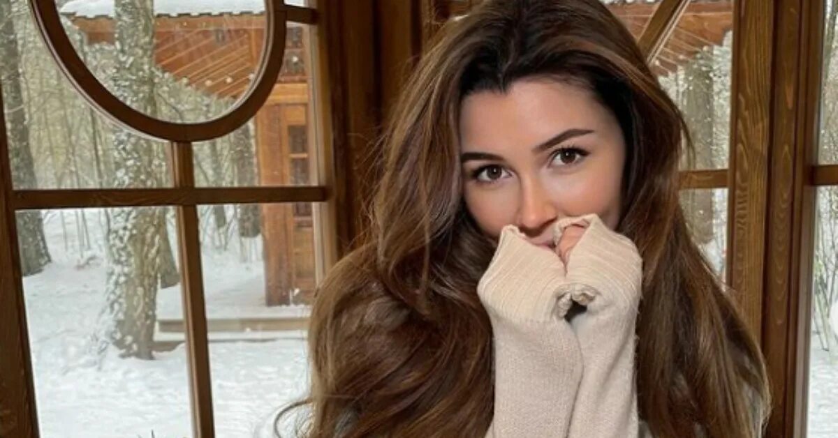 Мать заворотнюк. Дочь петра чернышева и анастасии сейчас. Дочь чернышова. Младшая дочь анастасии заворотнюк. Дочь чернышова.